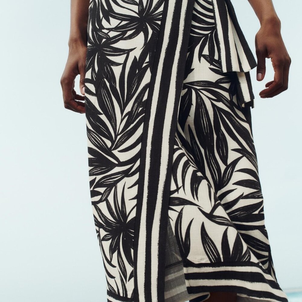 Zara Summer skirt XS NWT